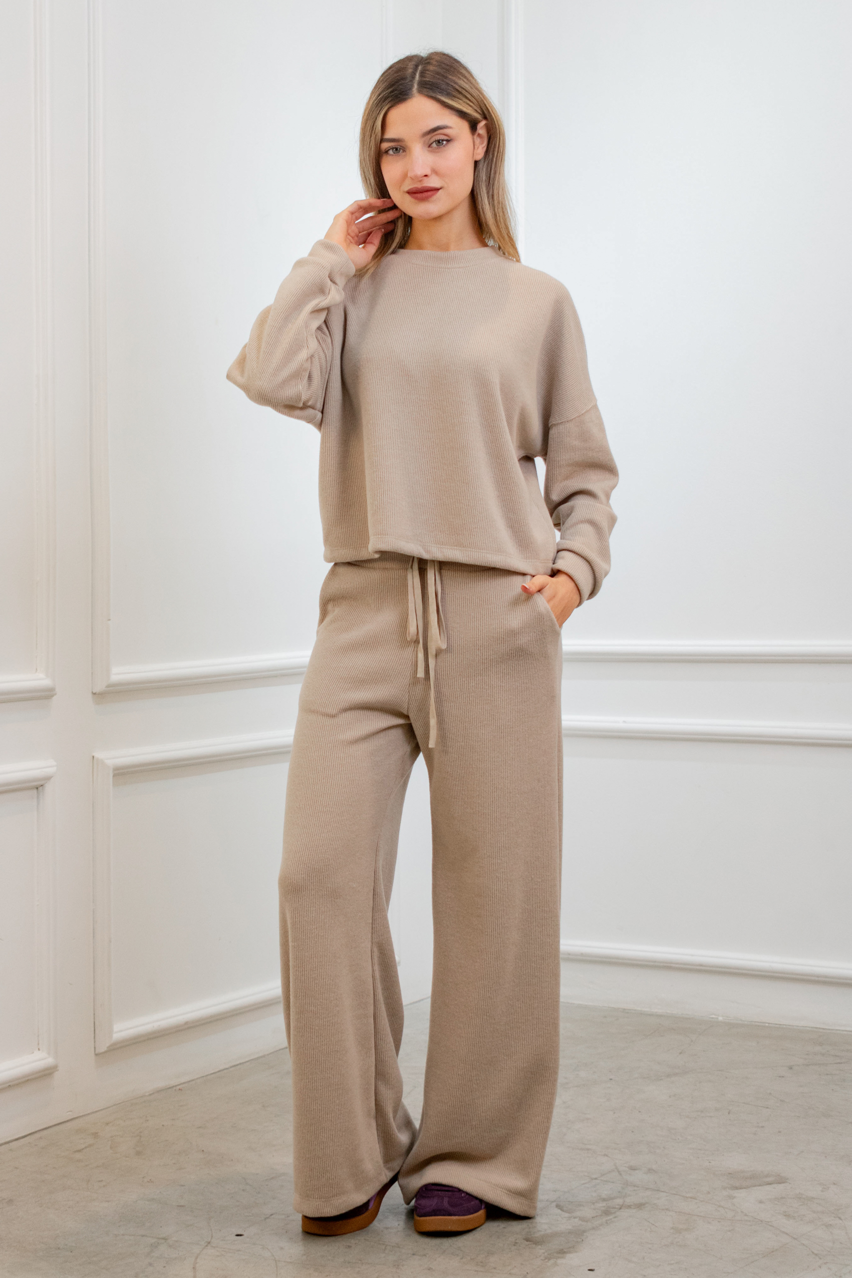 Conjunto Aria Beige: imagen 1