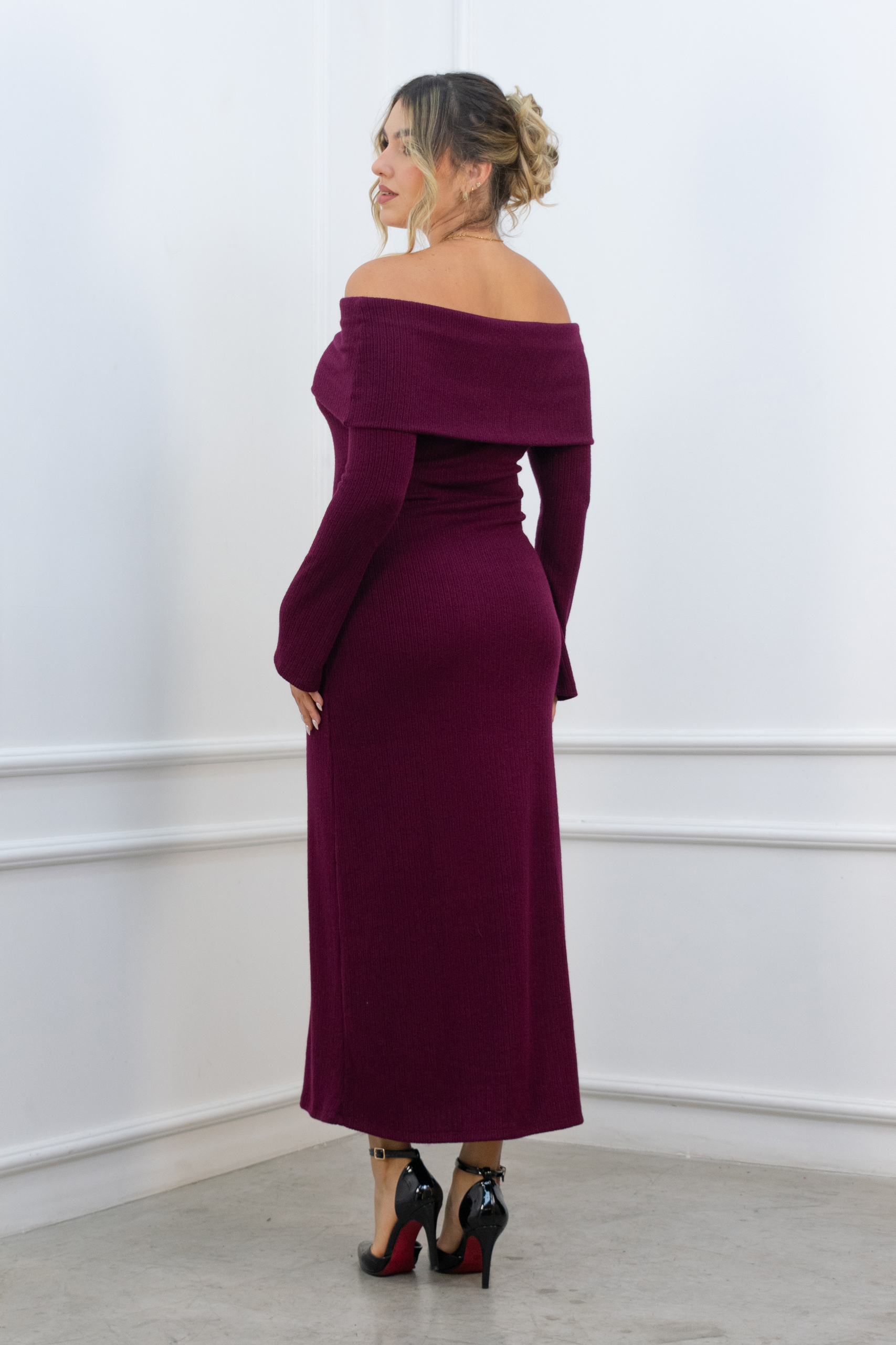Vestido off shoulder Natali Borgoña: imagen 4